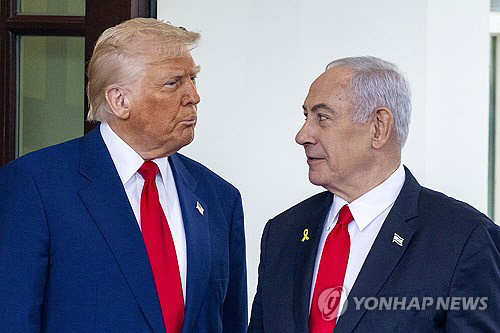 도널드 트럼프 미국 대통령과 베냐민 네타냐후 이스라엘 총리. EPA 연합뉴스